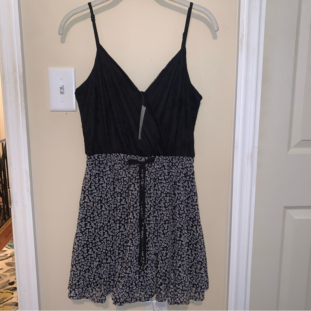 Trixxi  Lace Halter Skater Summer Dress with Black / White Floral Juniors Sz S